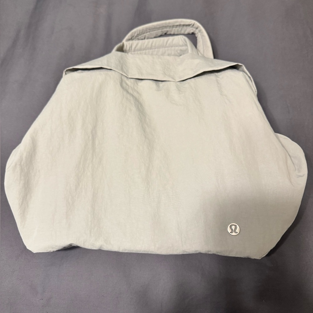 Lululemon On My Level Tote Bag 20L
